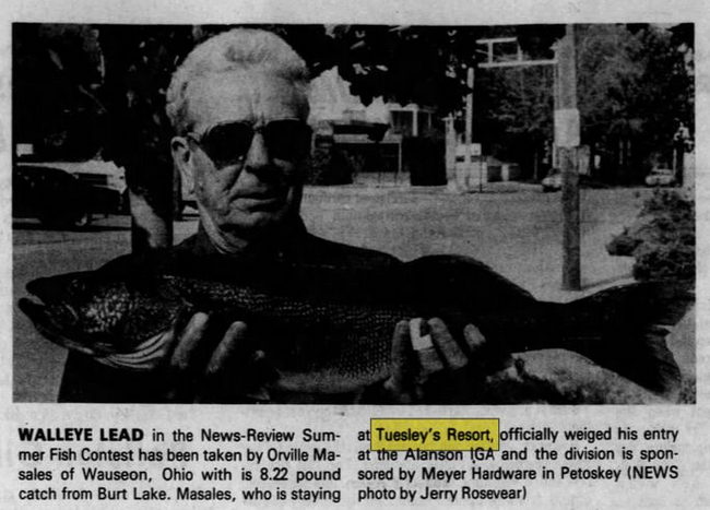 Tuesley Burt Lake Resort (Tuesleys Motel) - May 21 1982 Article (newer photo)